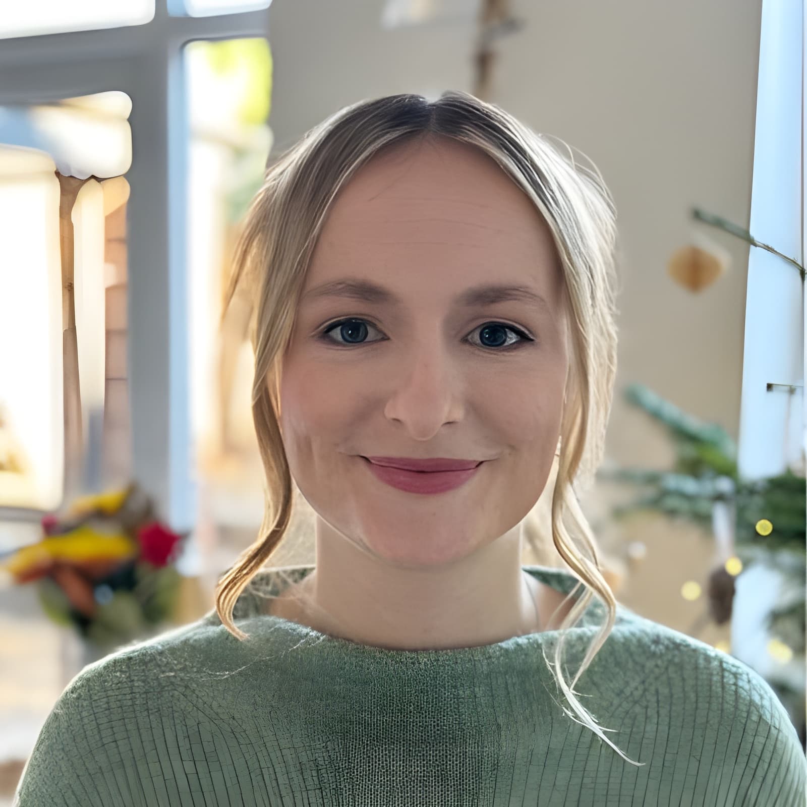 Fearn Robinson - Primary School Tutor